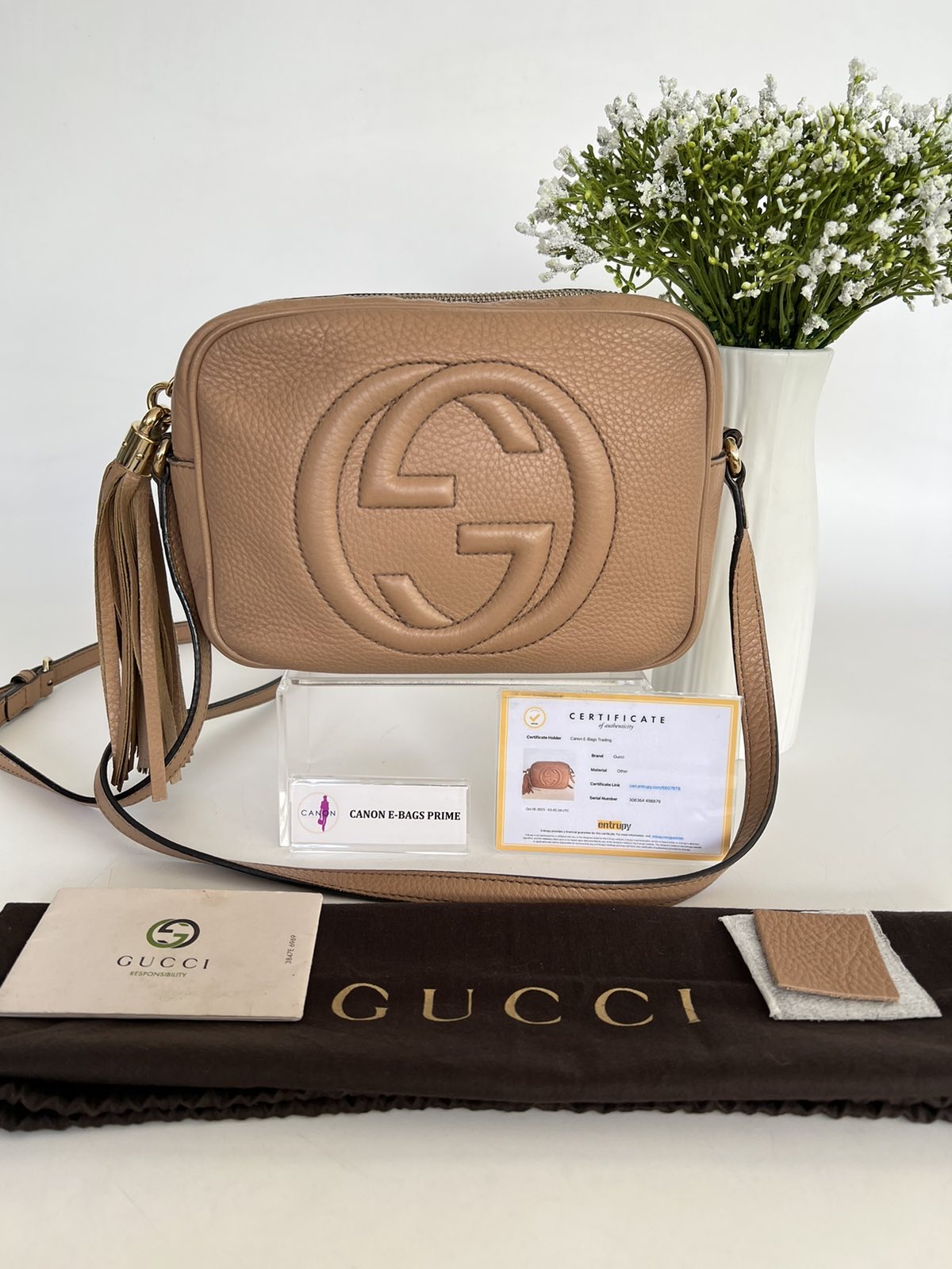 Gucci Beige Soho Crossbody Bag Gold Hardware. Made in Italy. With care  card, leather swatch, dustbag & certificate of authenticity from ENTRUPY ❤️