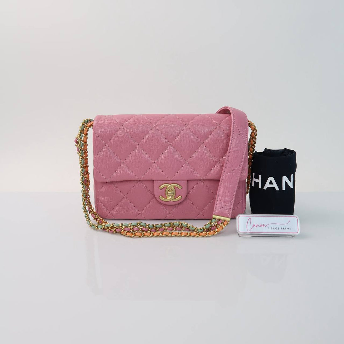 Rectangular Sweetheart Flap Chain Bag