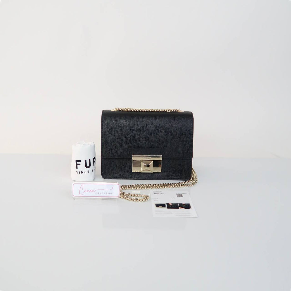 Venere Chain Crossbody Bag