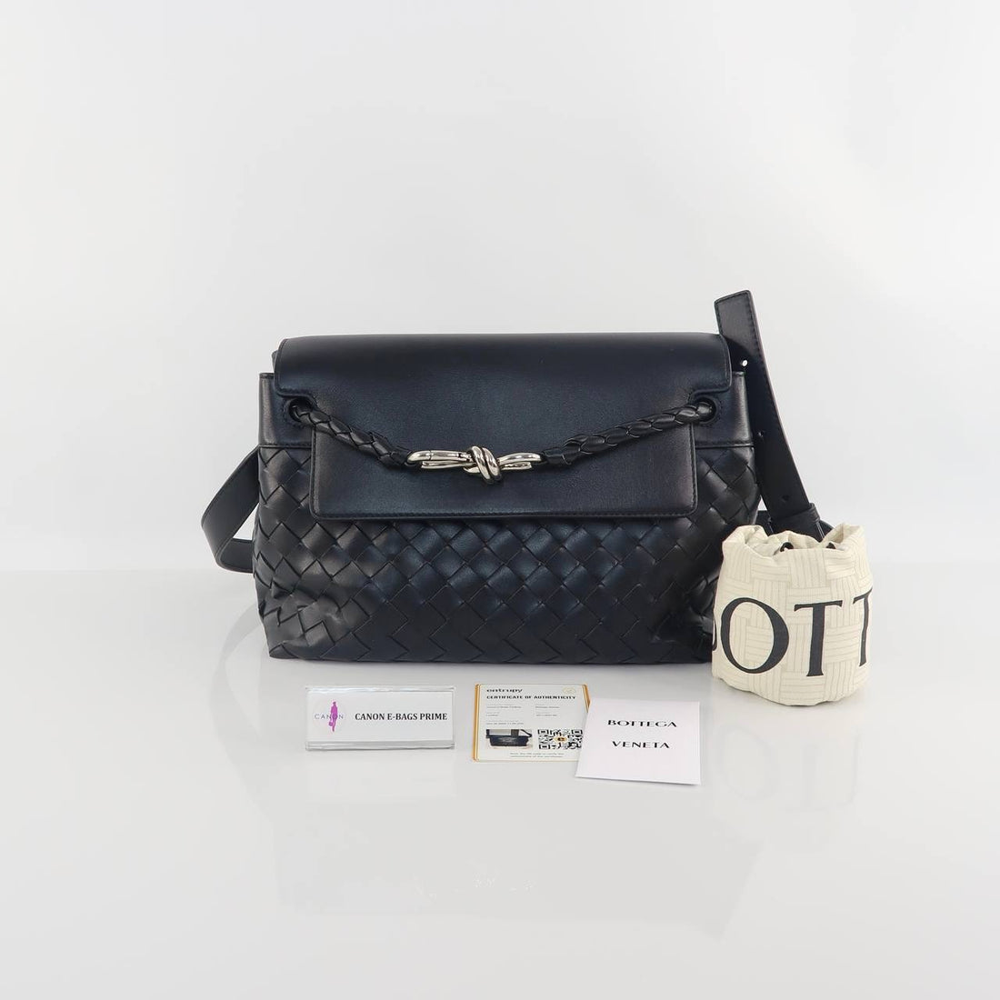 Andiamo Messenger Bag