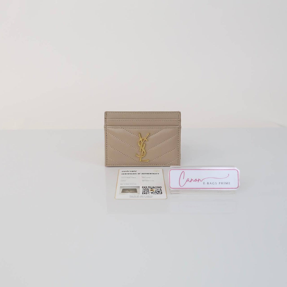 Cassandre Matelasse Card Holder