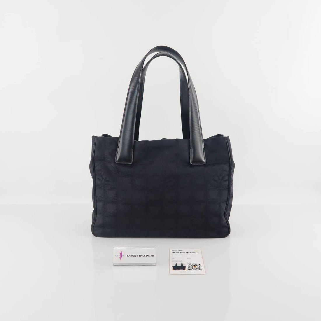 Travel Line Tote Bag