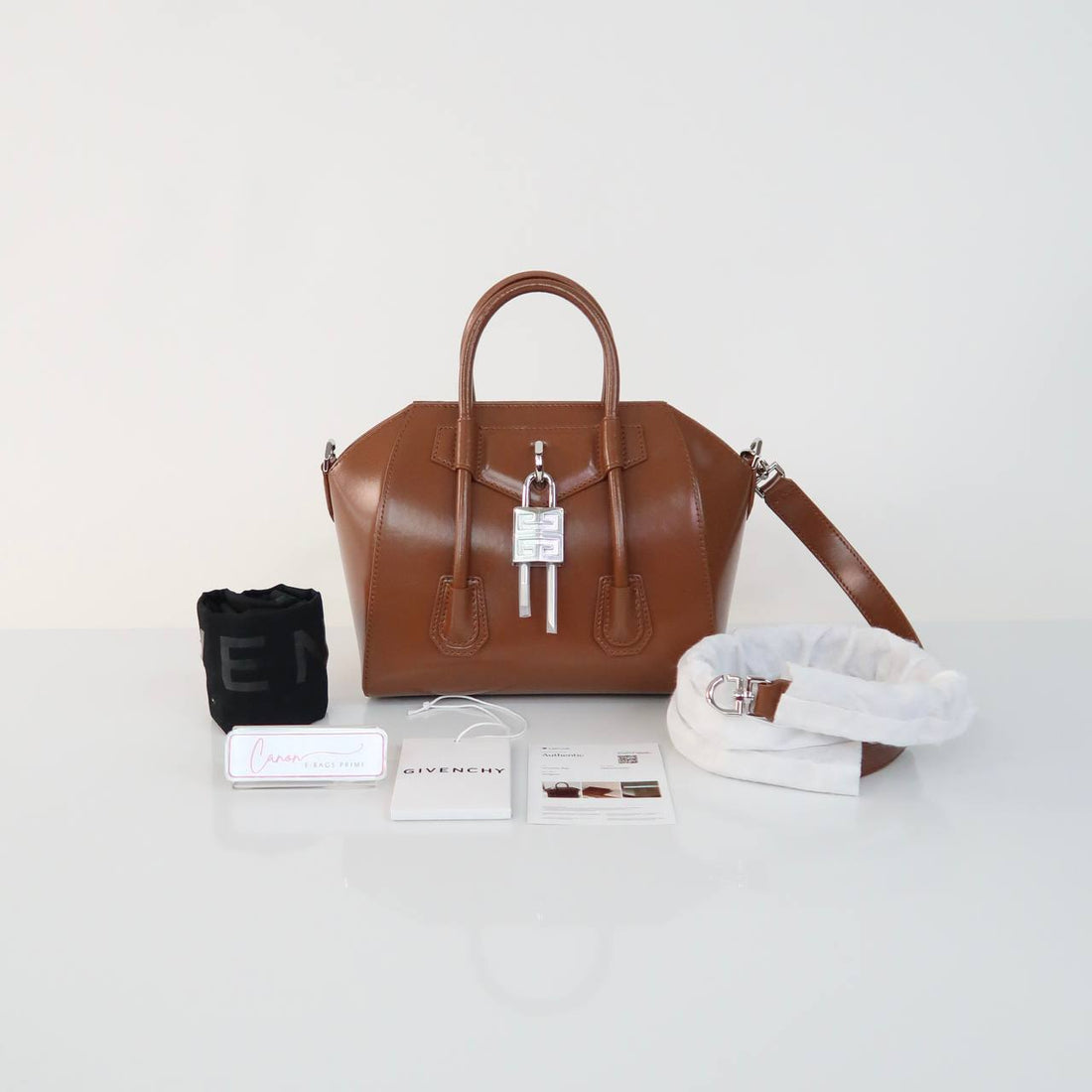 Antigona Lock Bag