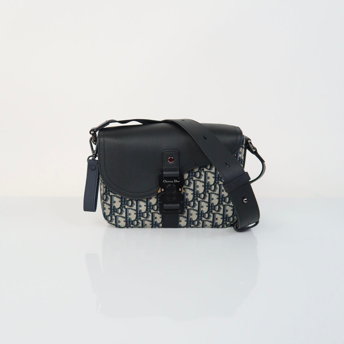 Oblique Jacquard Saddle Messenger Bag