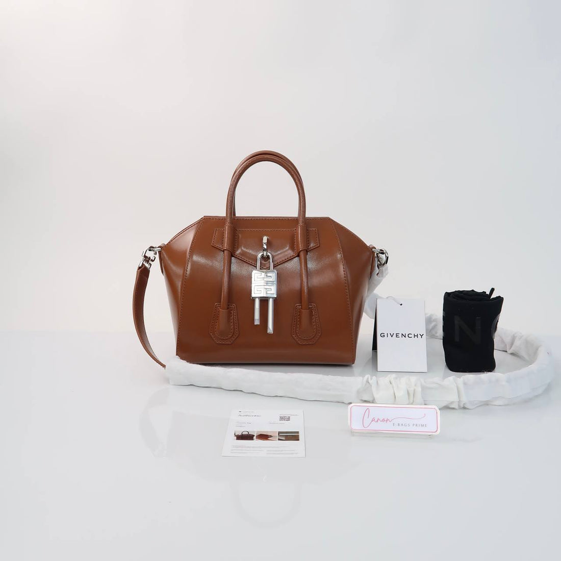 Antigona Lock Bag