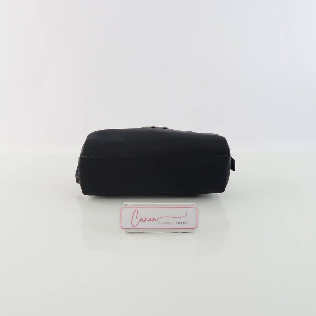 Wash Bag/Pouch With Triangle Logo