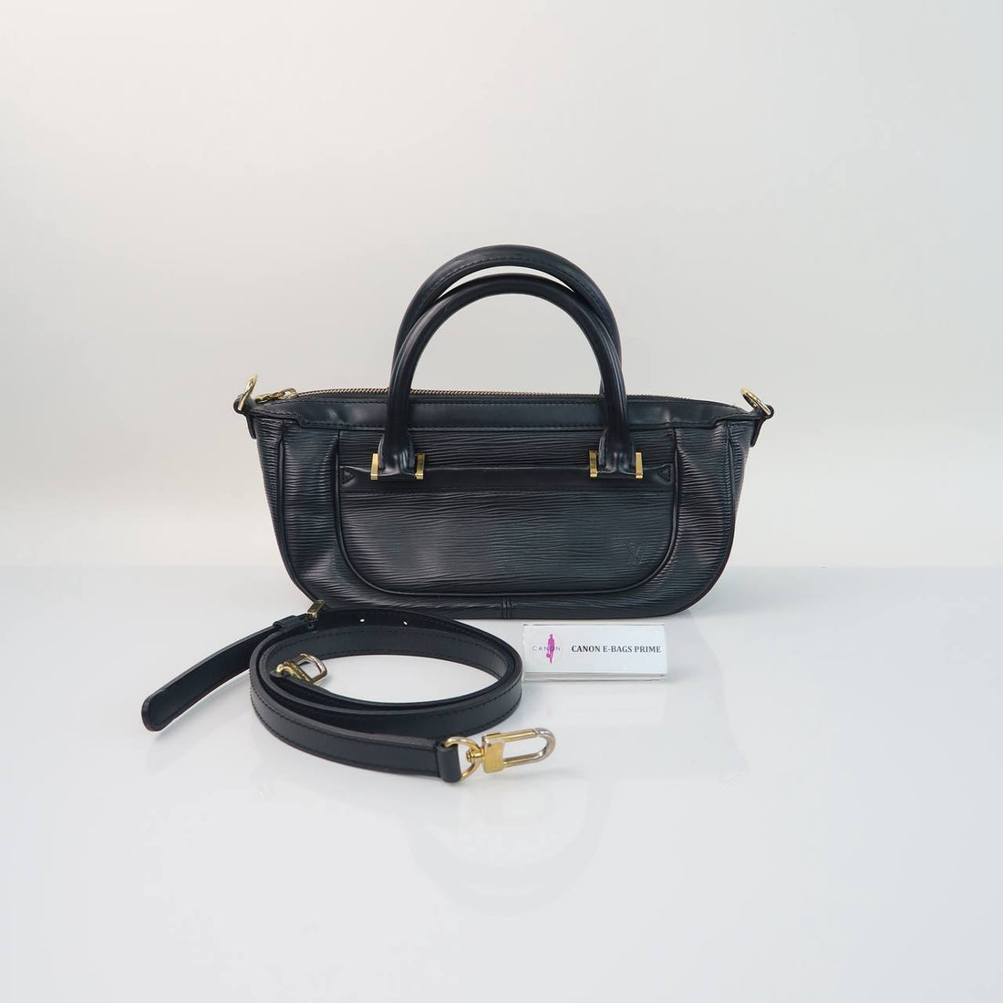Dhanura Bag