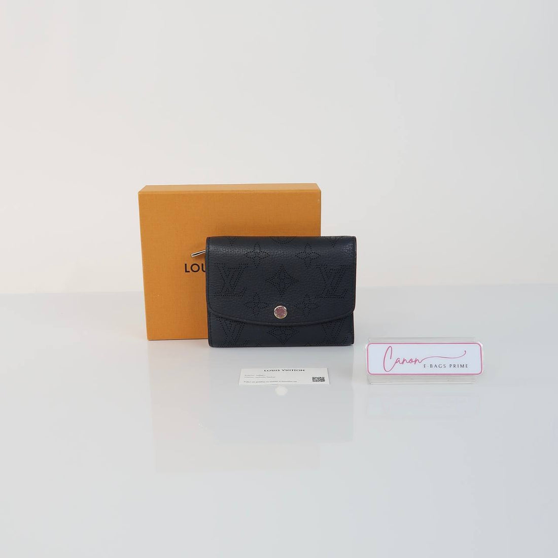Mahina Perforated Short Wallet