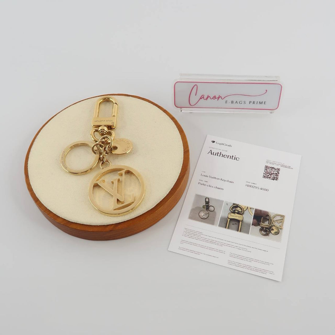 Gold Tone Metal Circle Key Holder And Bag Charm