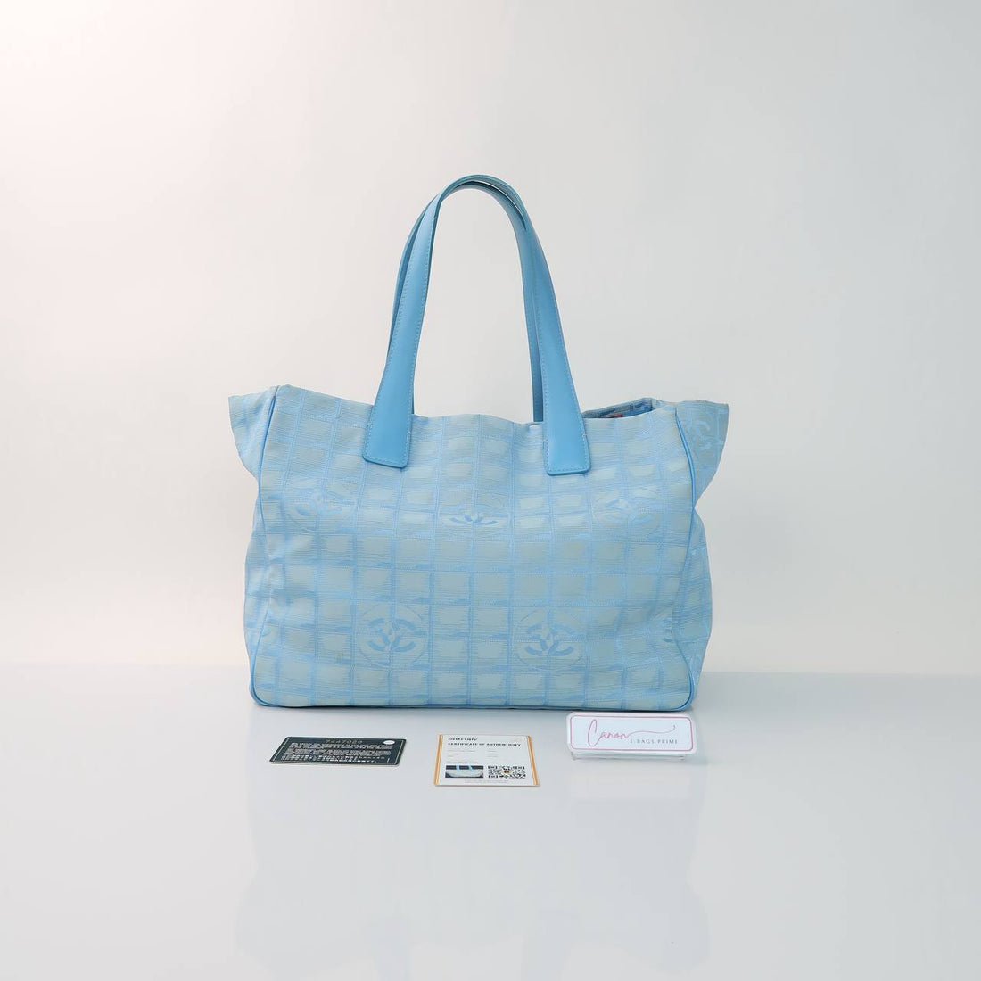 Travel Line Tote Bag