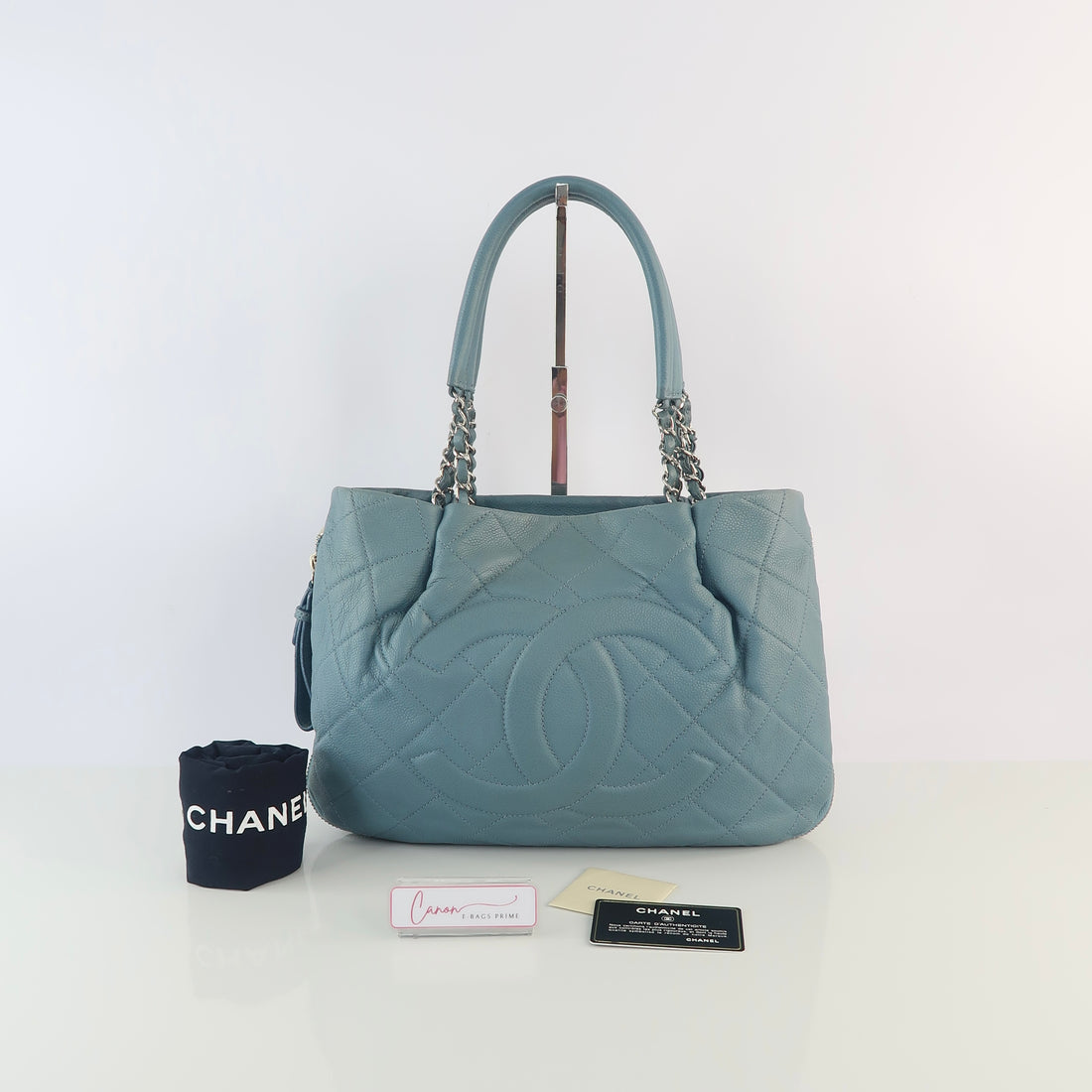 Timeless Expandable tote