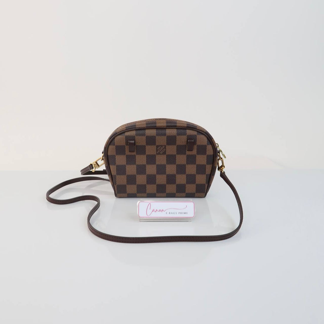 Pochette Ipanema Sling Bag