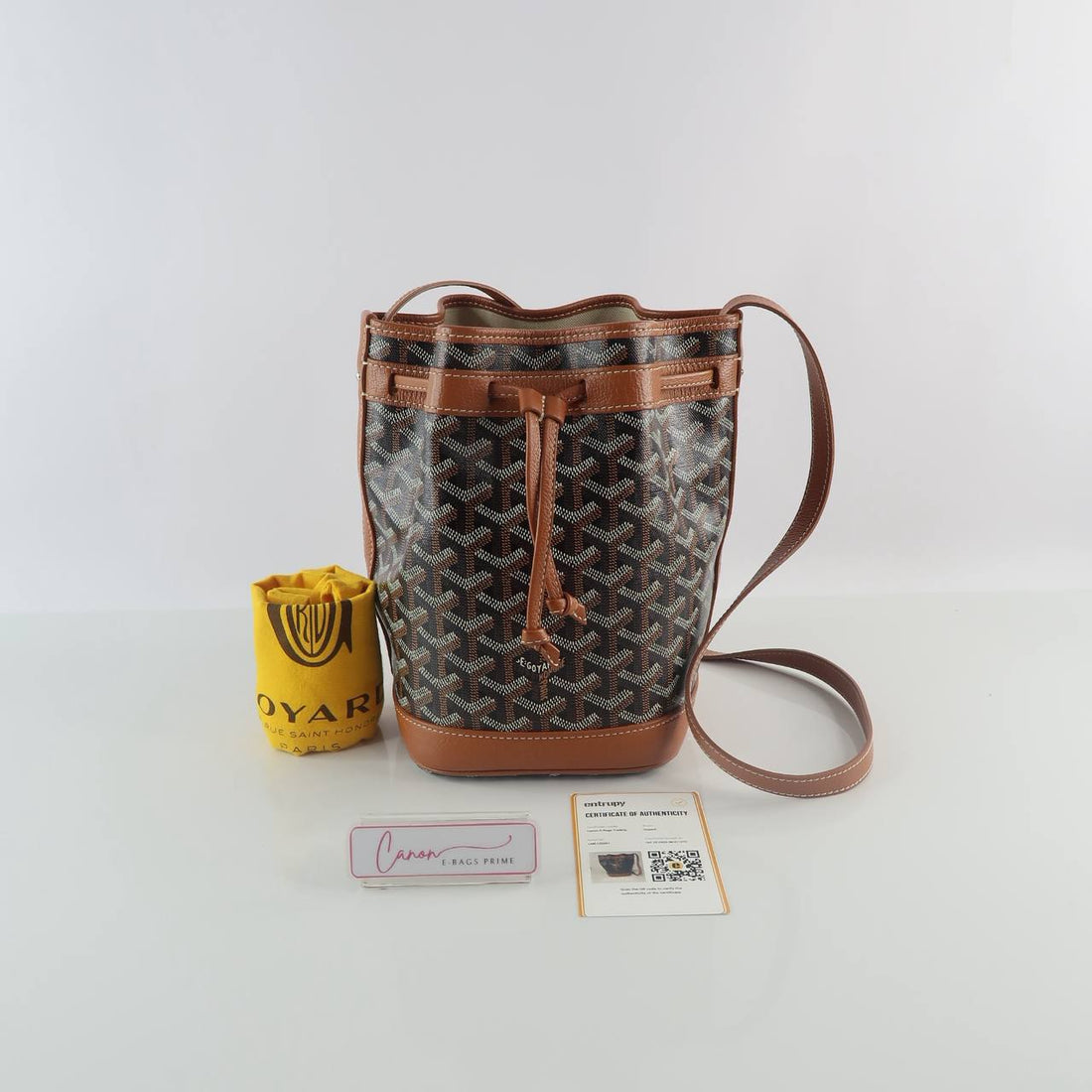 Petit Flot Bucket Bag
