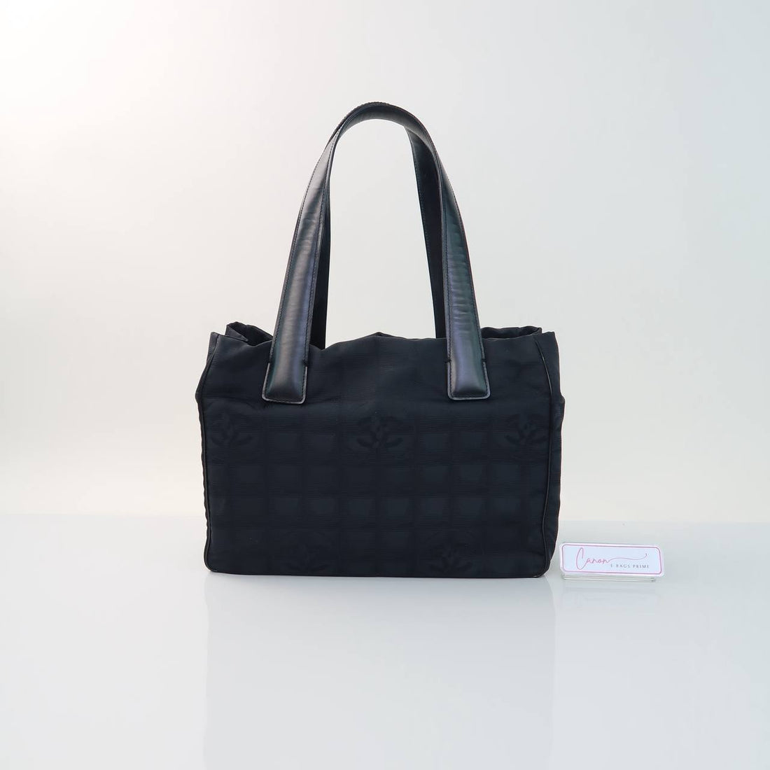 Travel Line Tote Bag