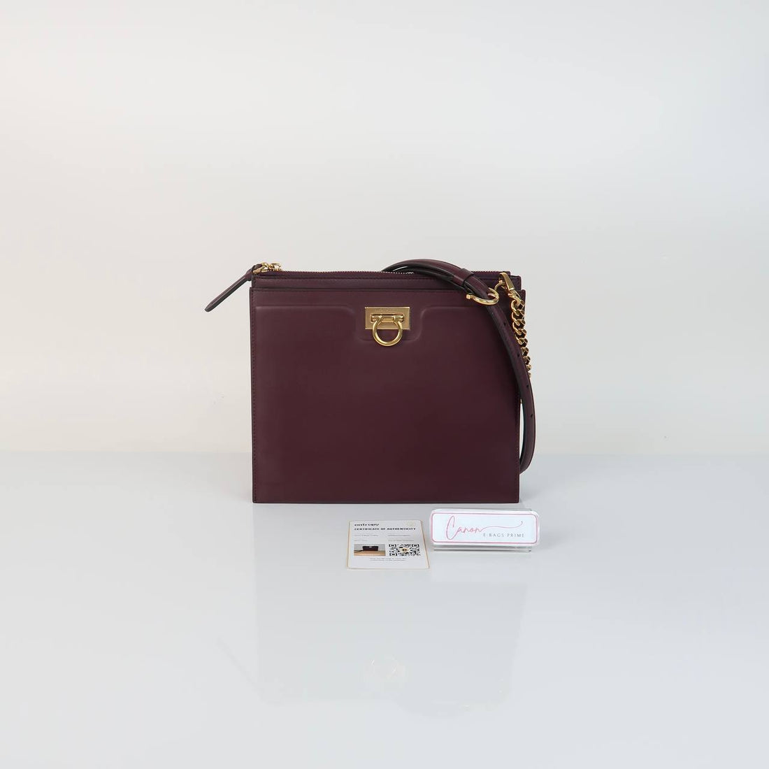 Trifolio Shoulder Bag