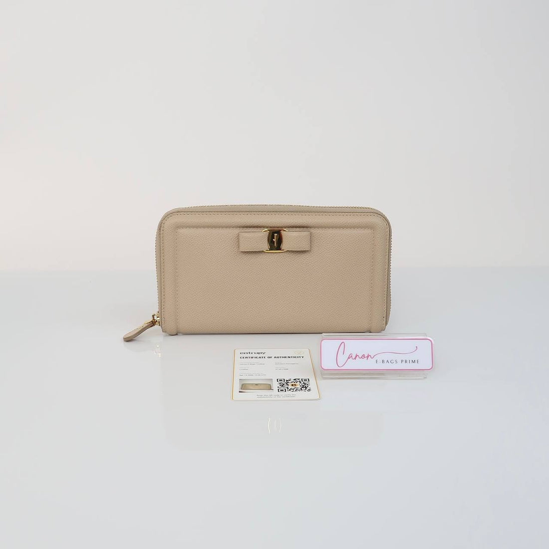 Vara Bow Long Zippy Wallet