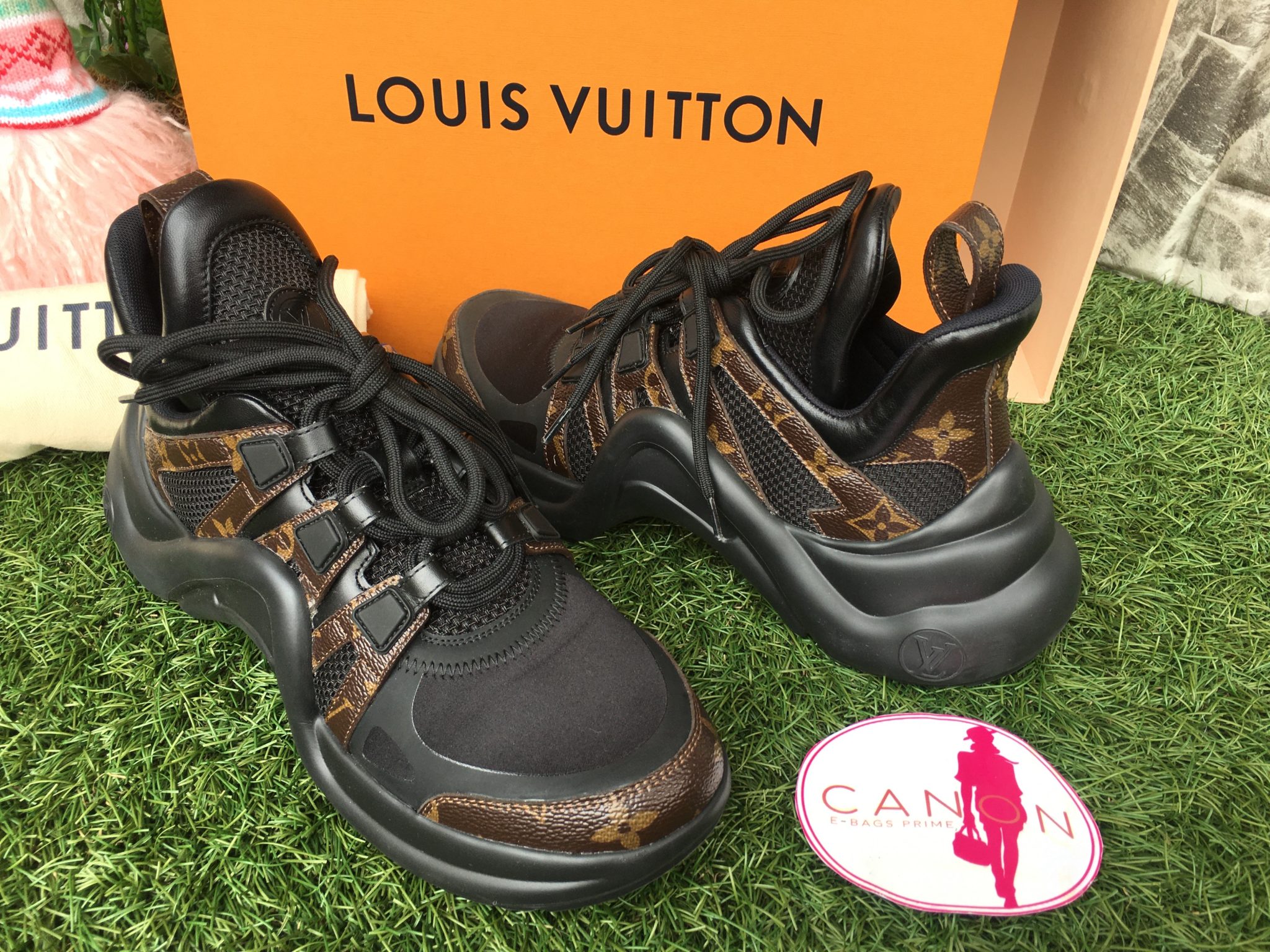 Louis Vuitton LV Archlight Sneakers in Black Monogram Size 38 - Canon E-Bags Prime