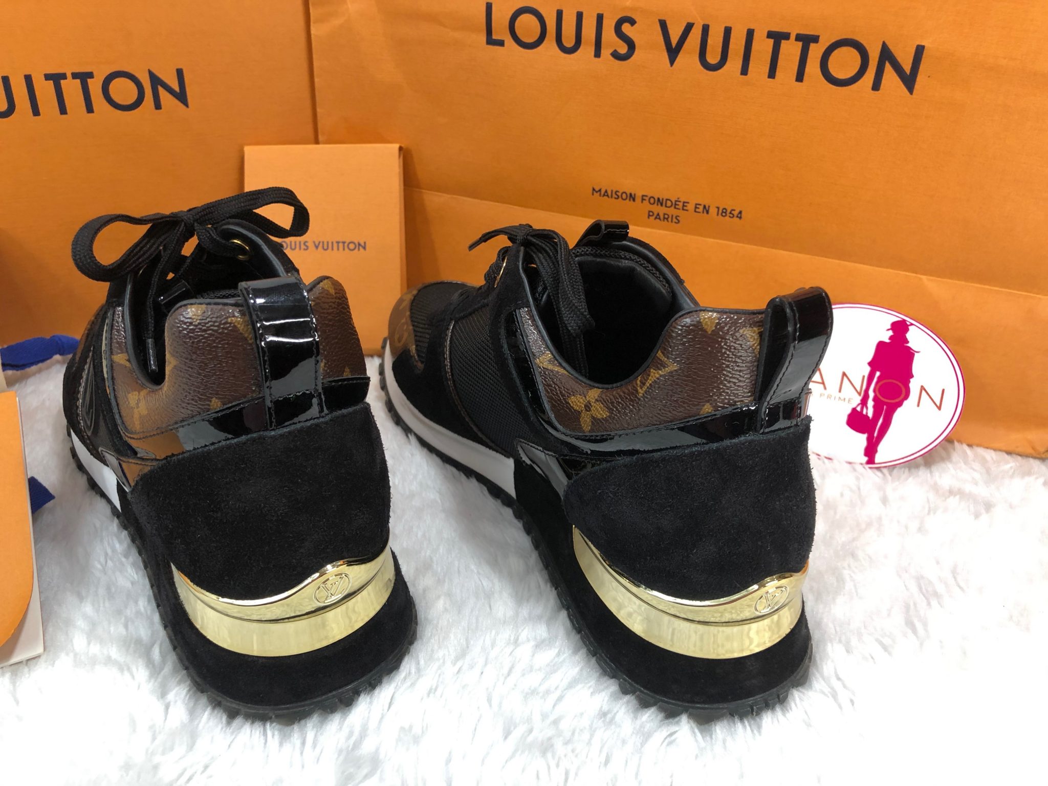 Louis Vuitton Runway Women&#39;s sneaker size 39. - Canon E-Bags Prime