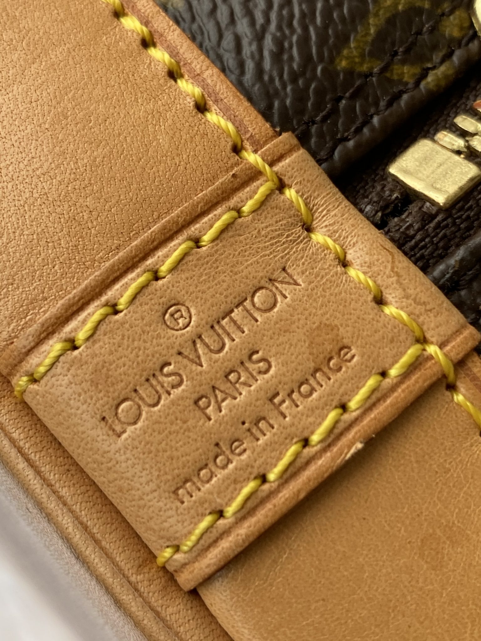 Louis Vuitton Monogram Alma PM. Made in France. - Canon E-Bags Prime