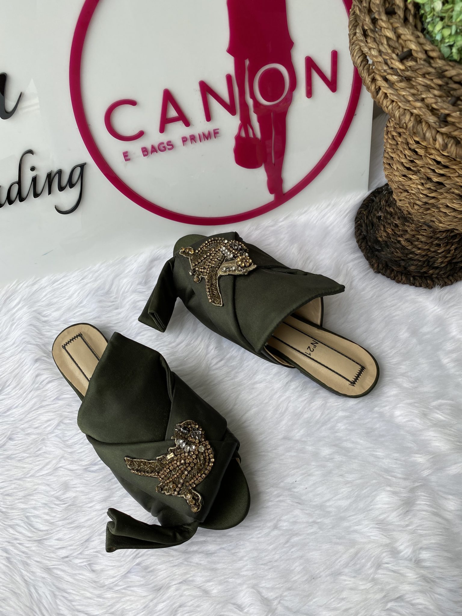 N21 Bow Embellished Slippers Green Size 39. - Canon E-Bags Prime