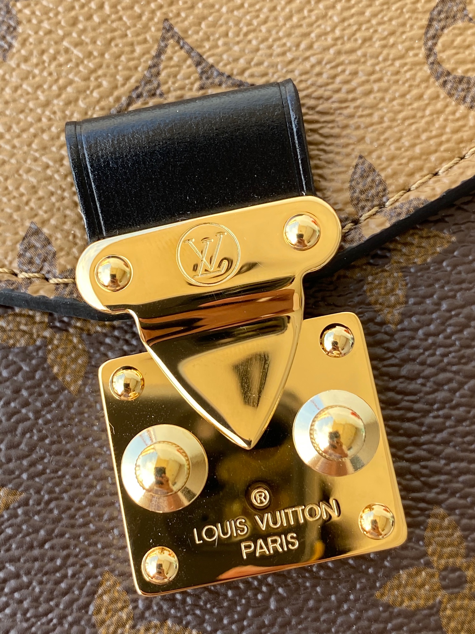 Louis Vuitton Monogram Reverse Metis Pochette. Made in Italy. DC 2020 - Canon E-Bags Prime