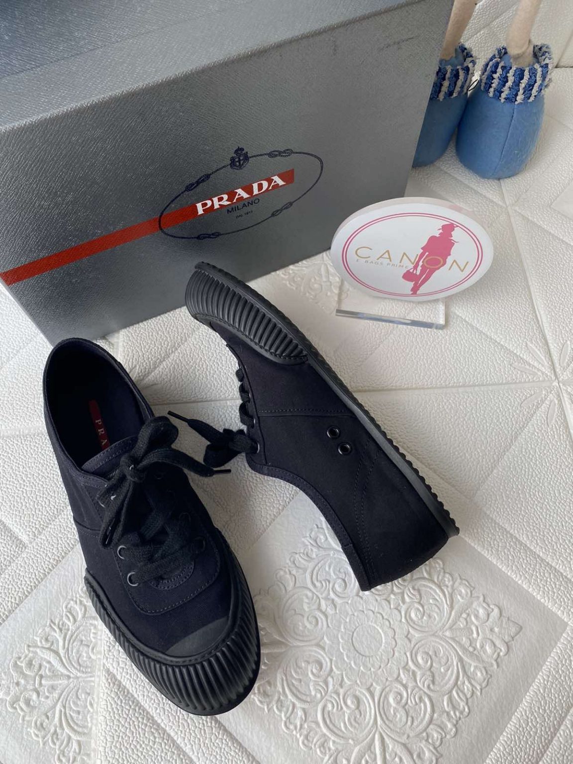 Prada Calzature Donna Nero Women’s Sneaker Size 6. Made in Italy