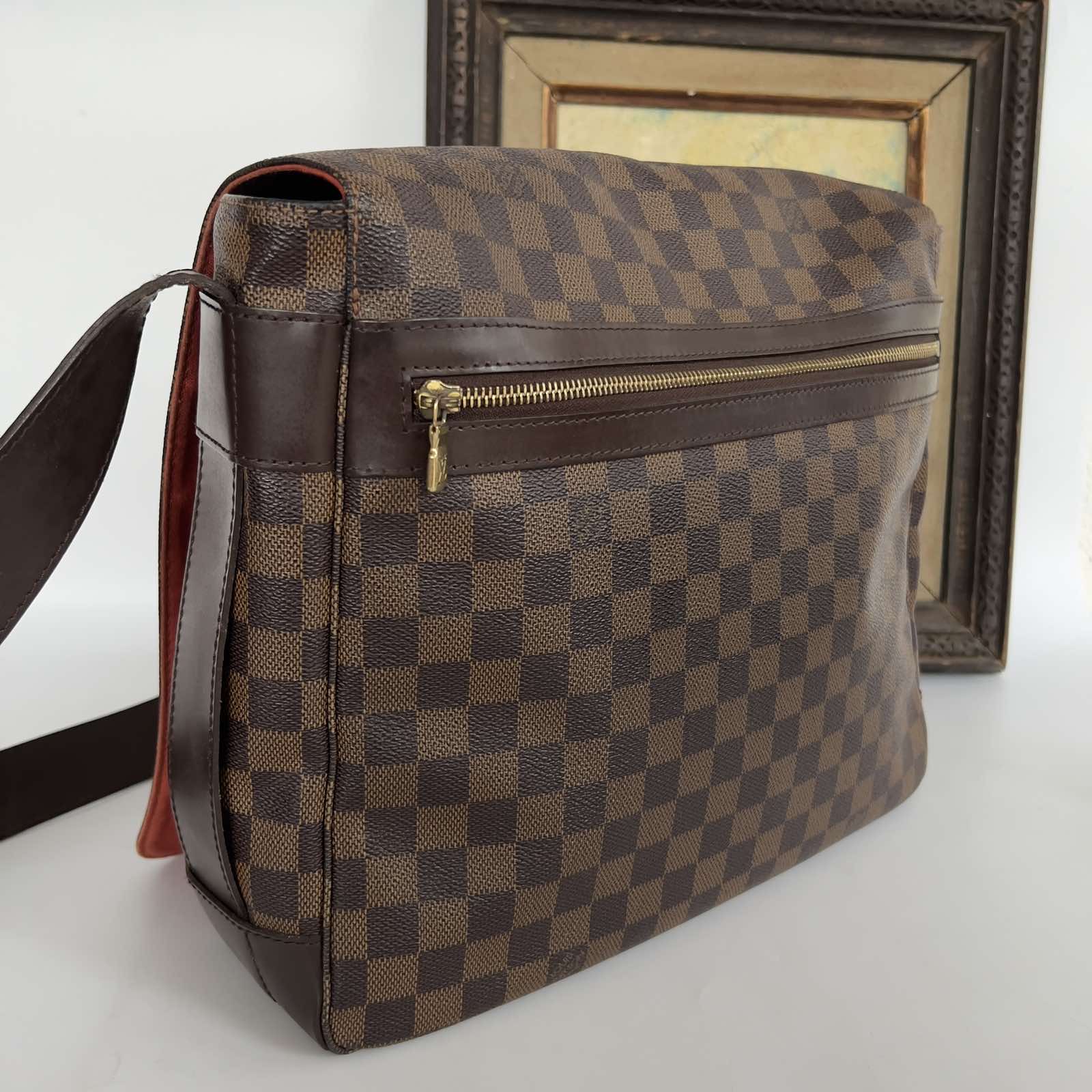 Bastille cloth crossbody bag Louis Vuitton Brown in Cloth - 22615994