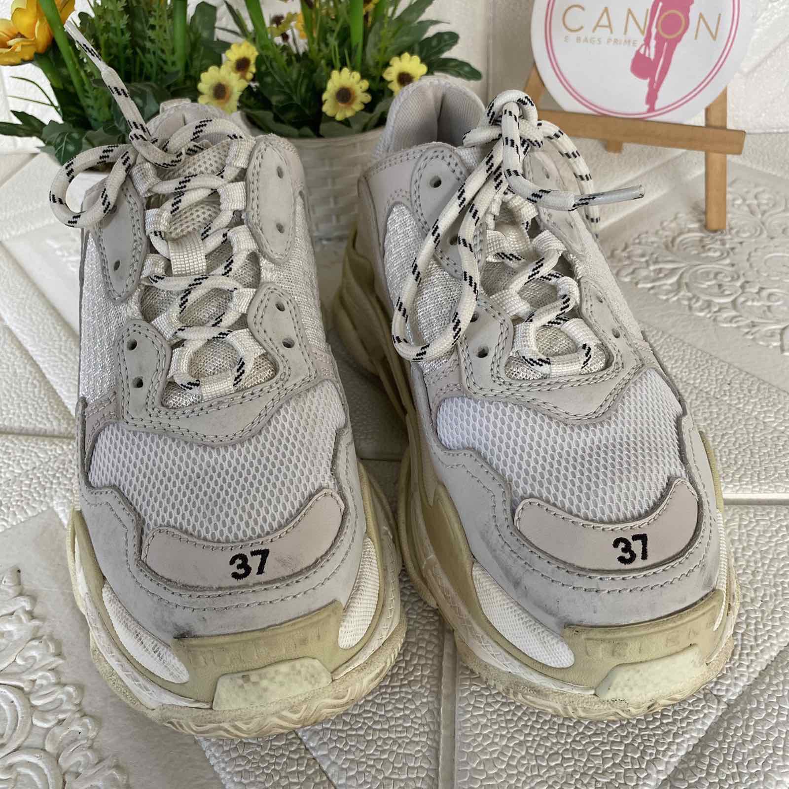 Balenciaga Triple S white Sneaker Size 37. - Canon E-Bags Prime