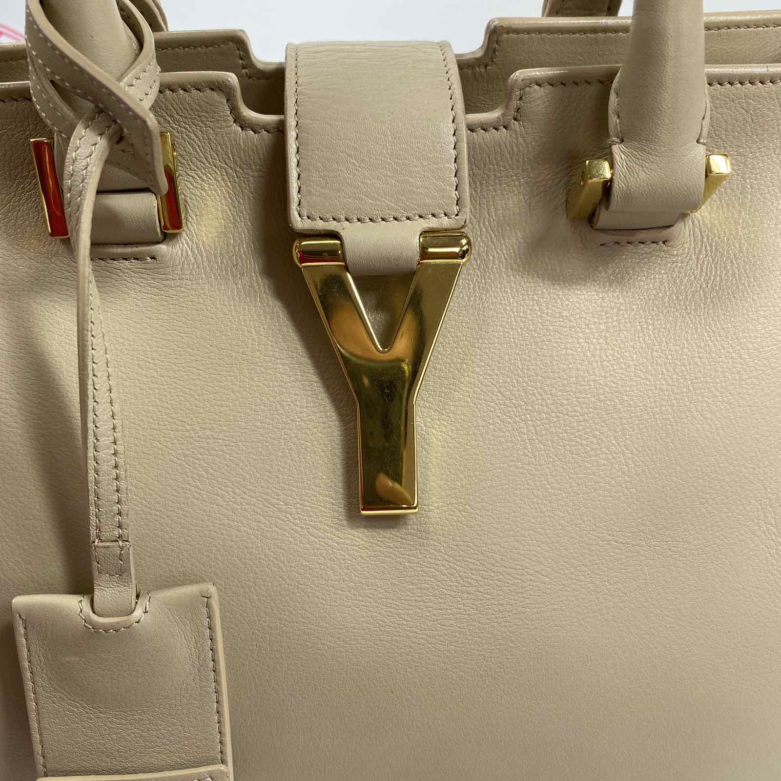 YSL Chyc Cabas Small Beige leather two way bag. Made in Italy