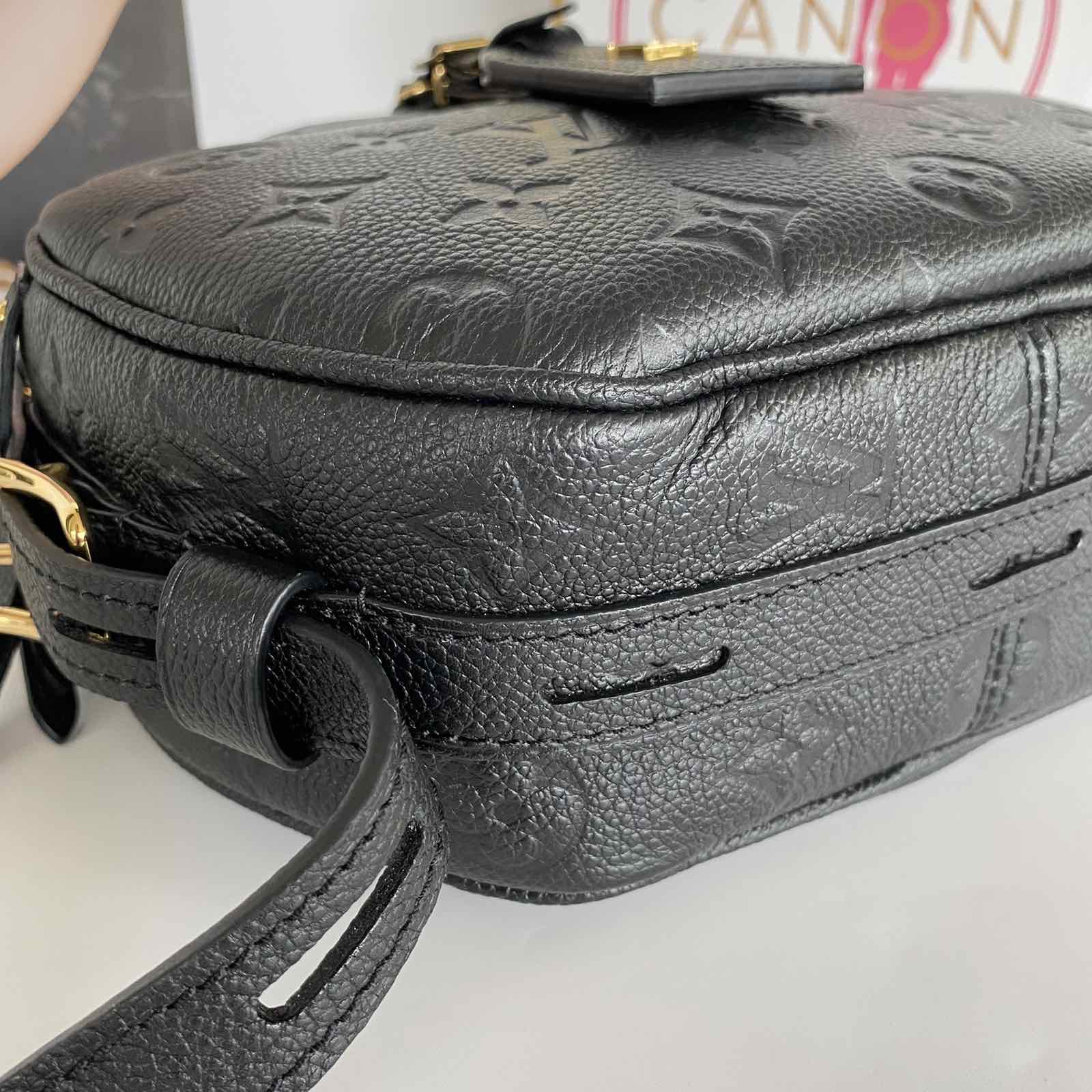 Question… I'm trying to sell my Boite Chapeau Souple MM, It's in really  good condition but FASHIONPHILE is offering $1430 under the current price  of the bag, does anyone know of any