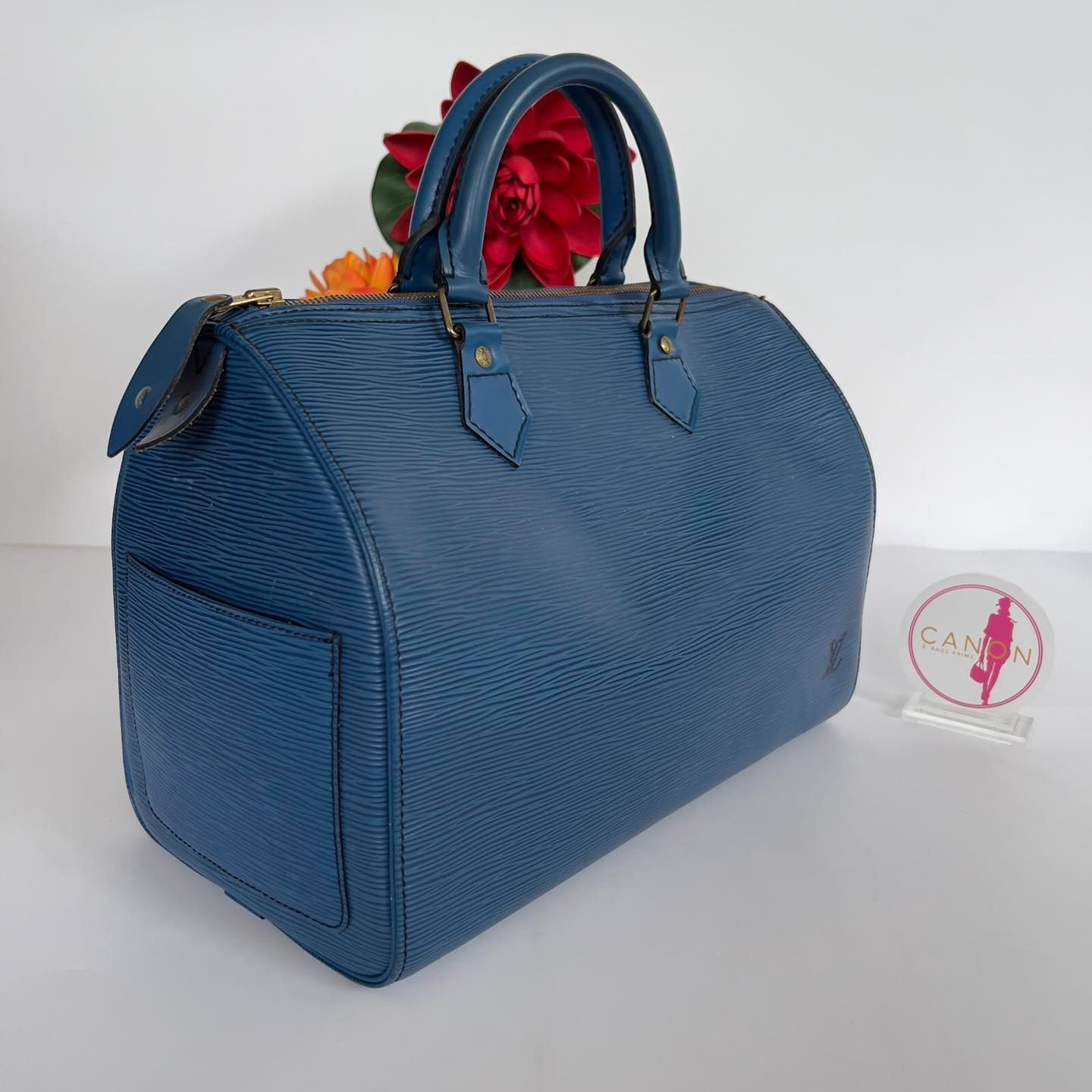 Louis Vuitton Epi Leather Speedy 30 Blue. Made in France. DC