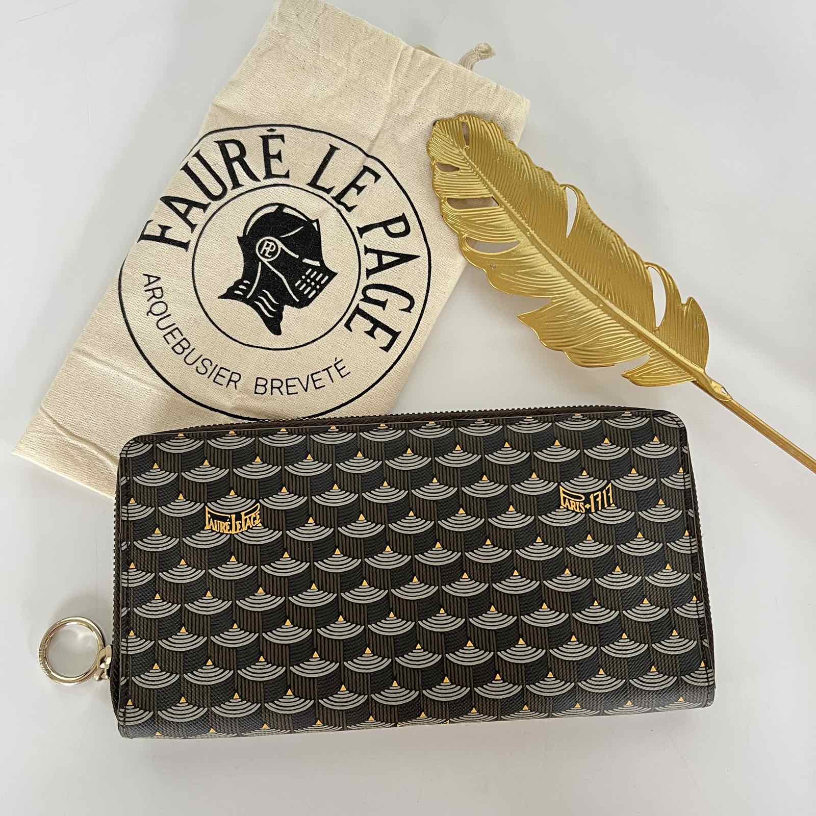 Faure Le Page Long Zippy Wallet. With dustbag ❤️