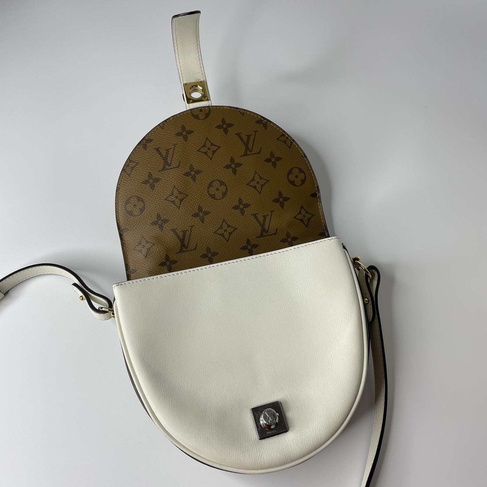 Louis Vuitton Monogram/Monogram Reverse Coated Canvas Chantilly Lock Bag  M43590 $240
