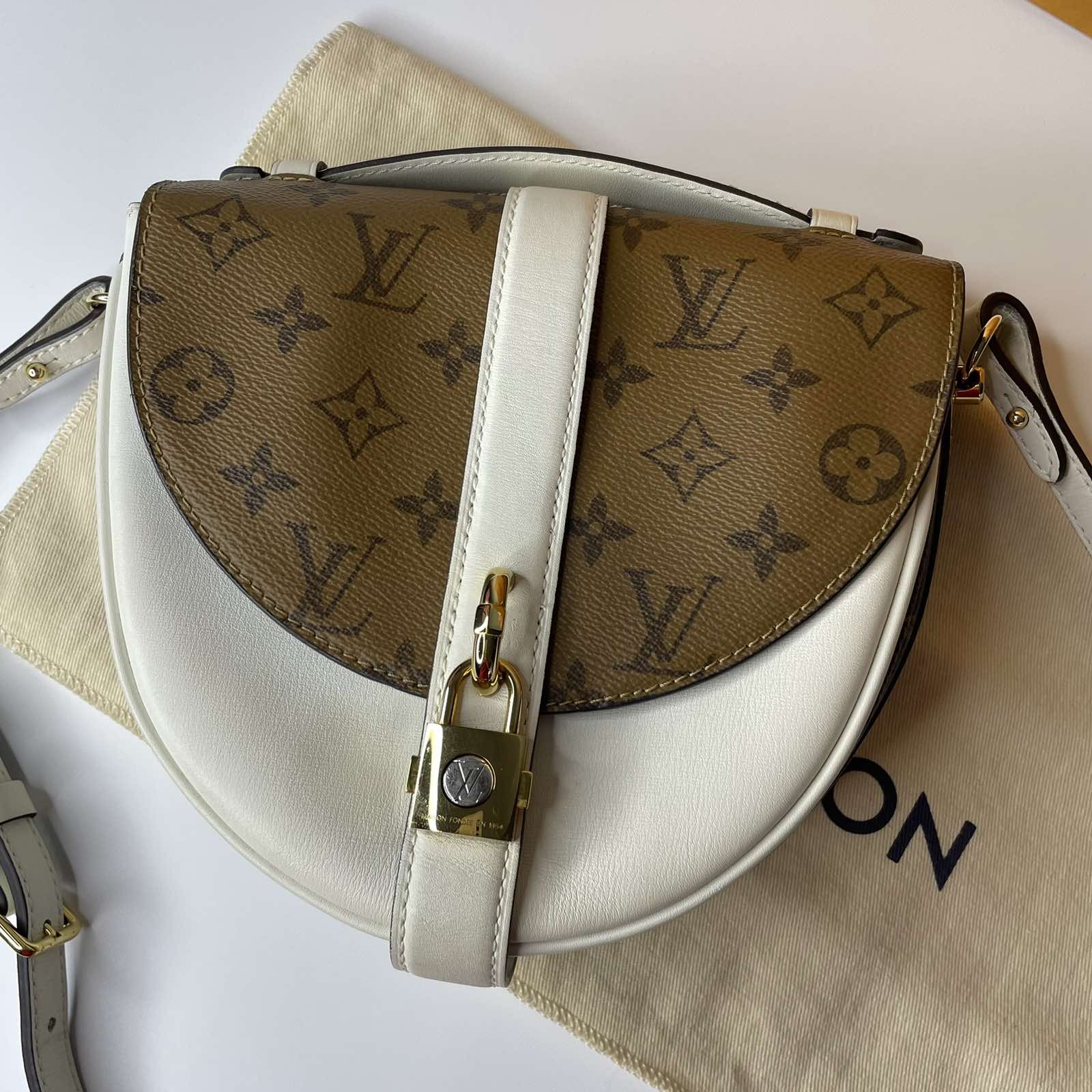 Louis Vuitton Monogram and Monogram Reverse Canvas Chantilly Lock Saddle  Bag Beige 2018