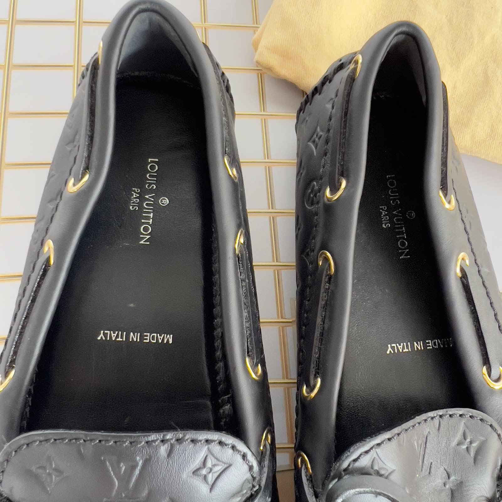 Louis Vuitton Black Monogram Empreinte Leather Gloria Flat Loafers Size 35.5