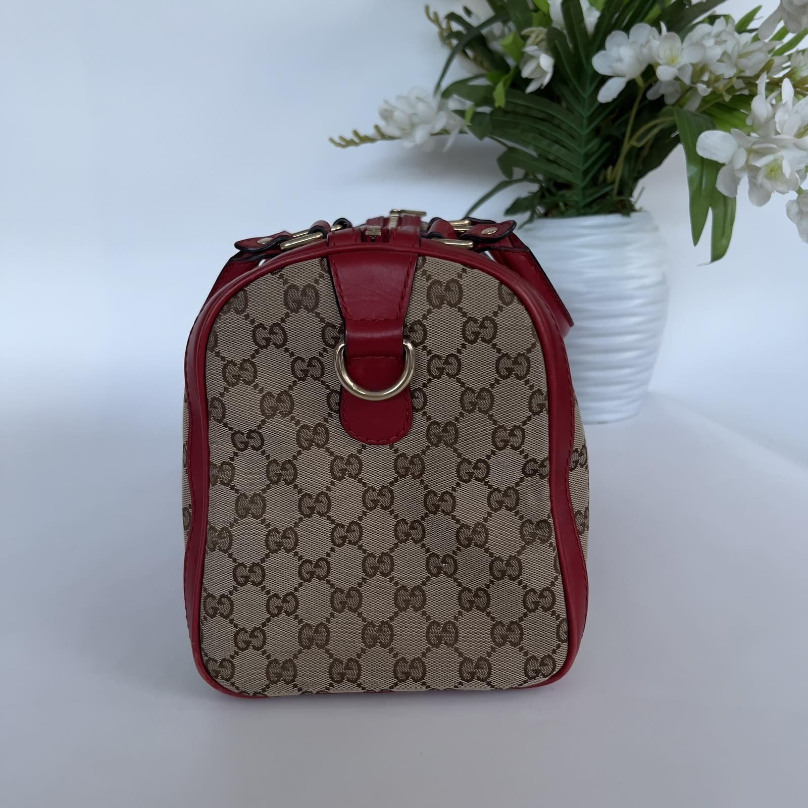 Gucci Monogram Canvas Web Boston Red Trims Two Way Bag. Made in Italy. With  cards, swatch, dustbag, long strap & bag organizer ❤️