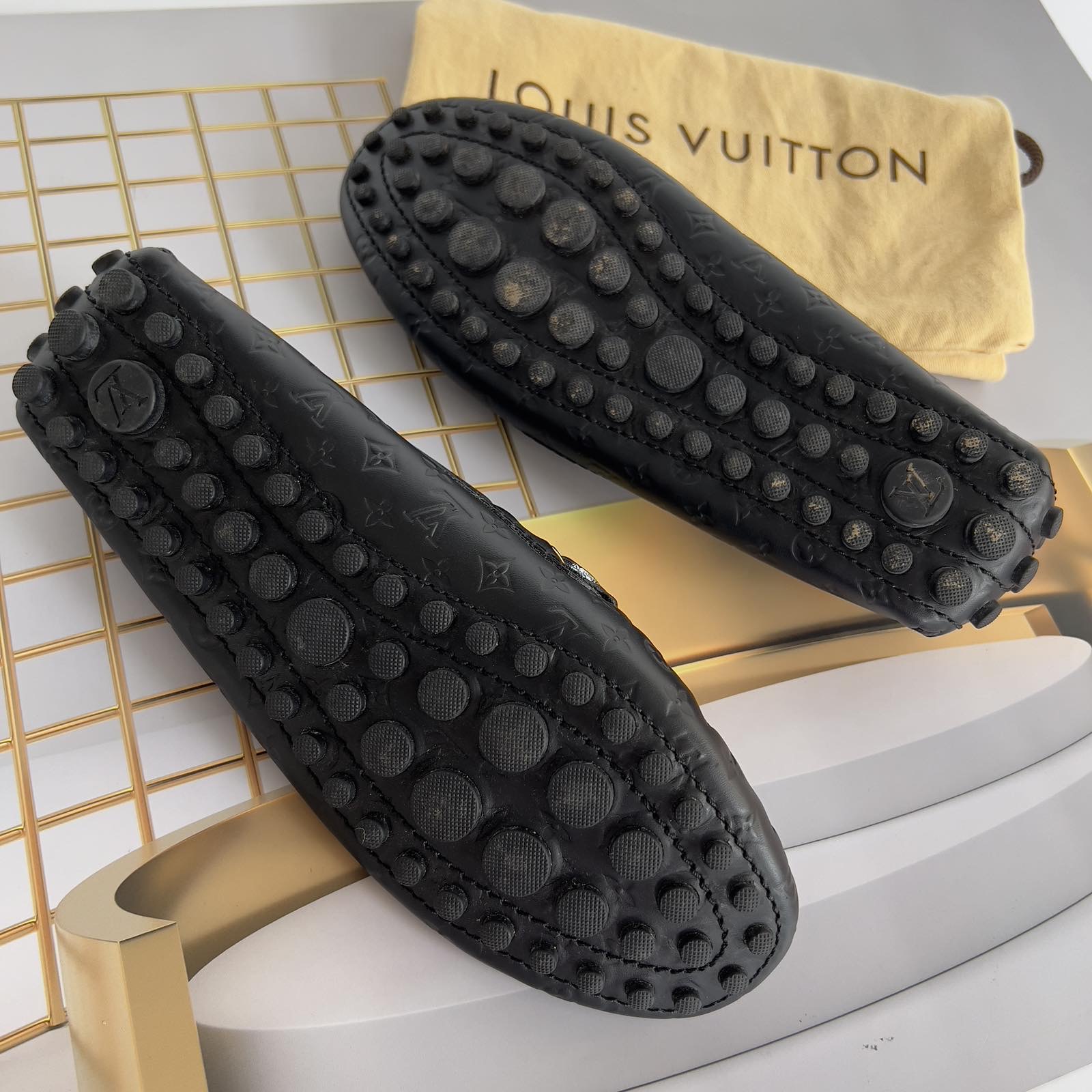 Louis Vuitton Black Empreinte Gloria Loafers 39.5 – The Closet