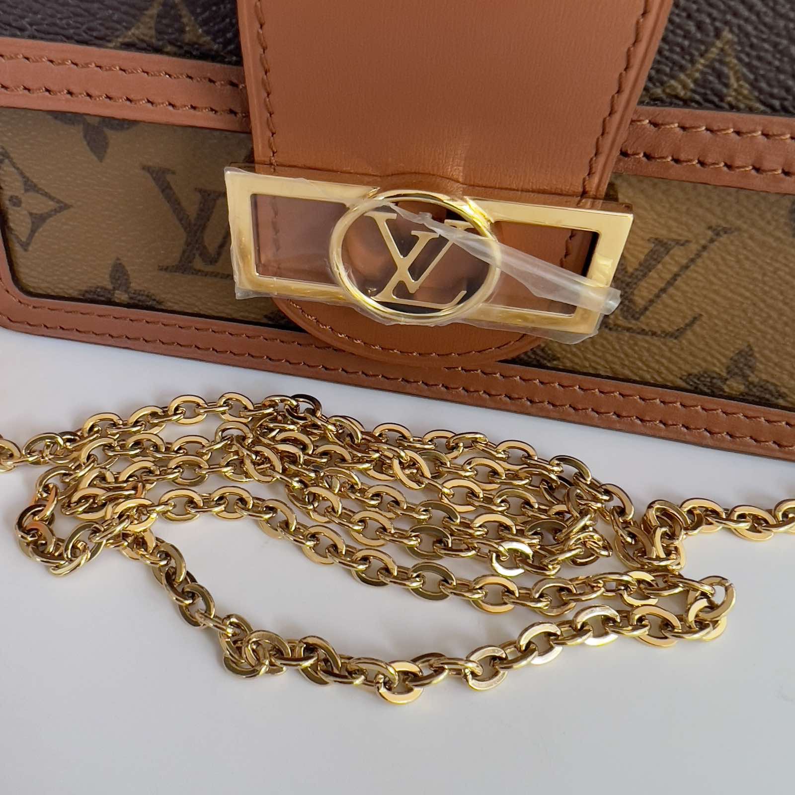 Louis Vuitton Mini Dauphine Compact Wallet On Chain (M80724)