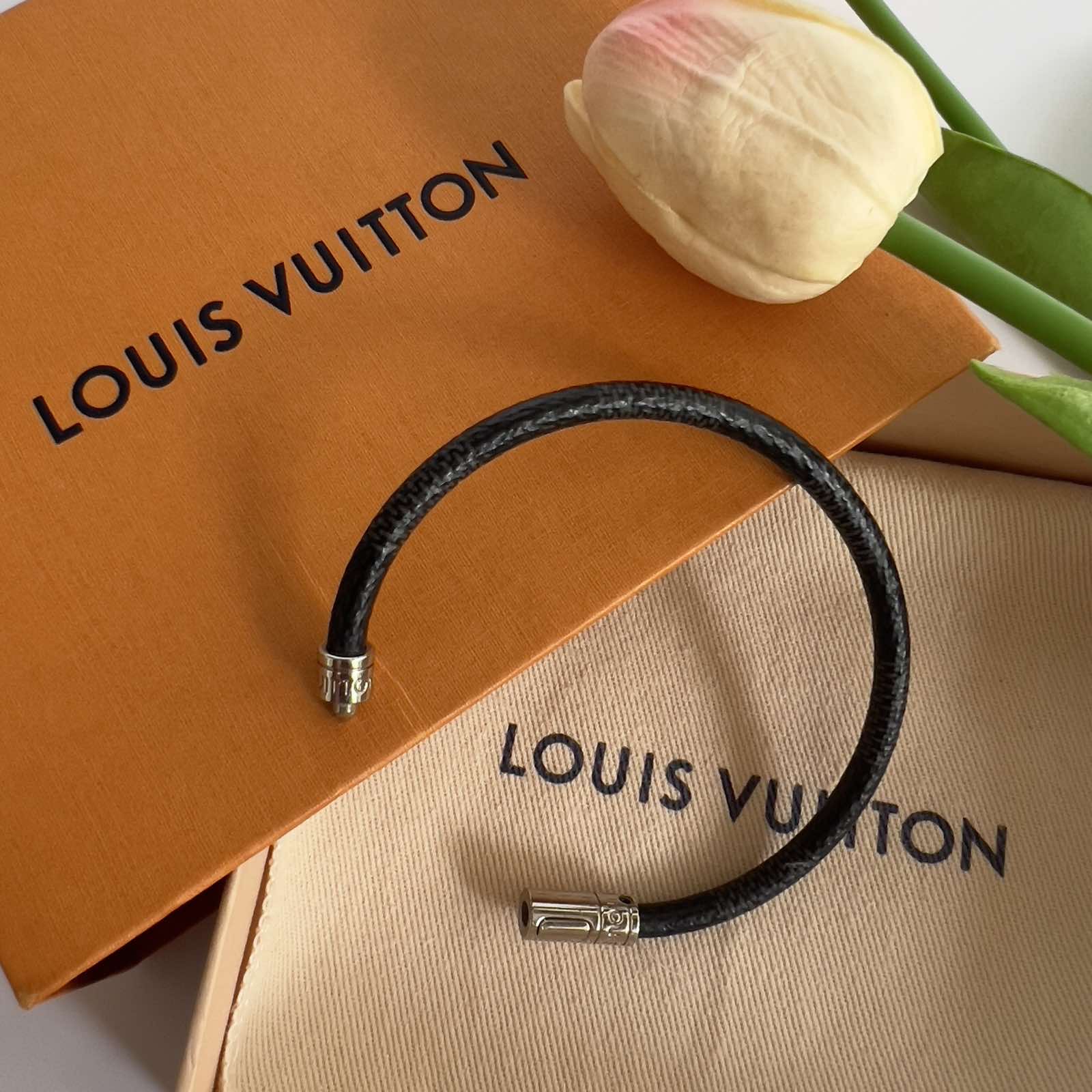 Louis Vuitton Damier Graphite Keep It Bracelet. With dustbag & box