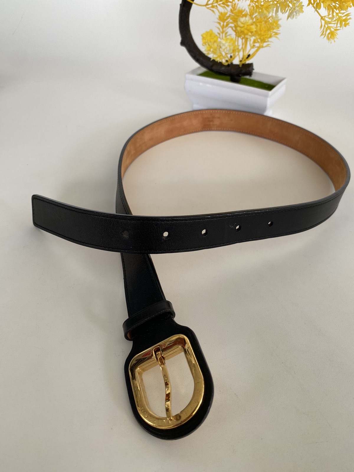 Leather belt Louis Vuitton Multicolour size 75 cm in Leather