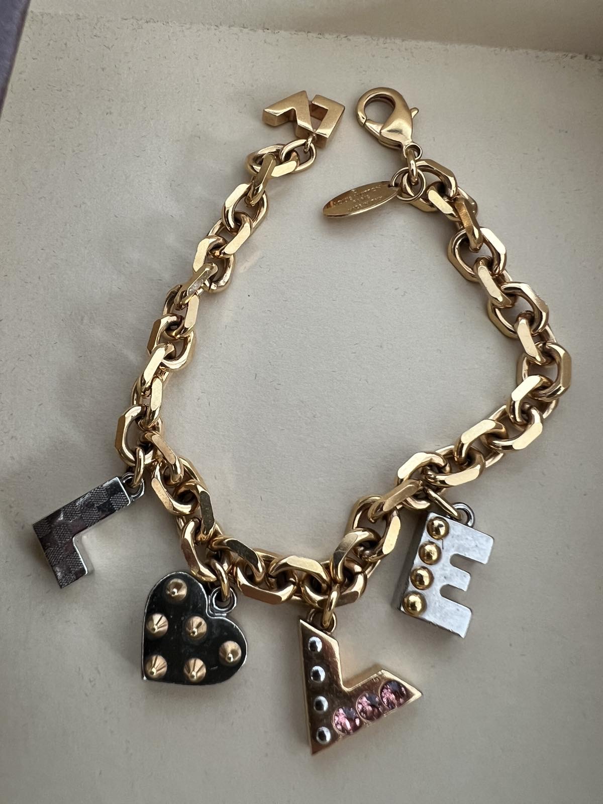 Shop Louis Vuitton Fall In Love Bracelet (M00466) by えぷた