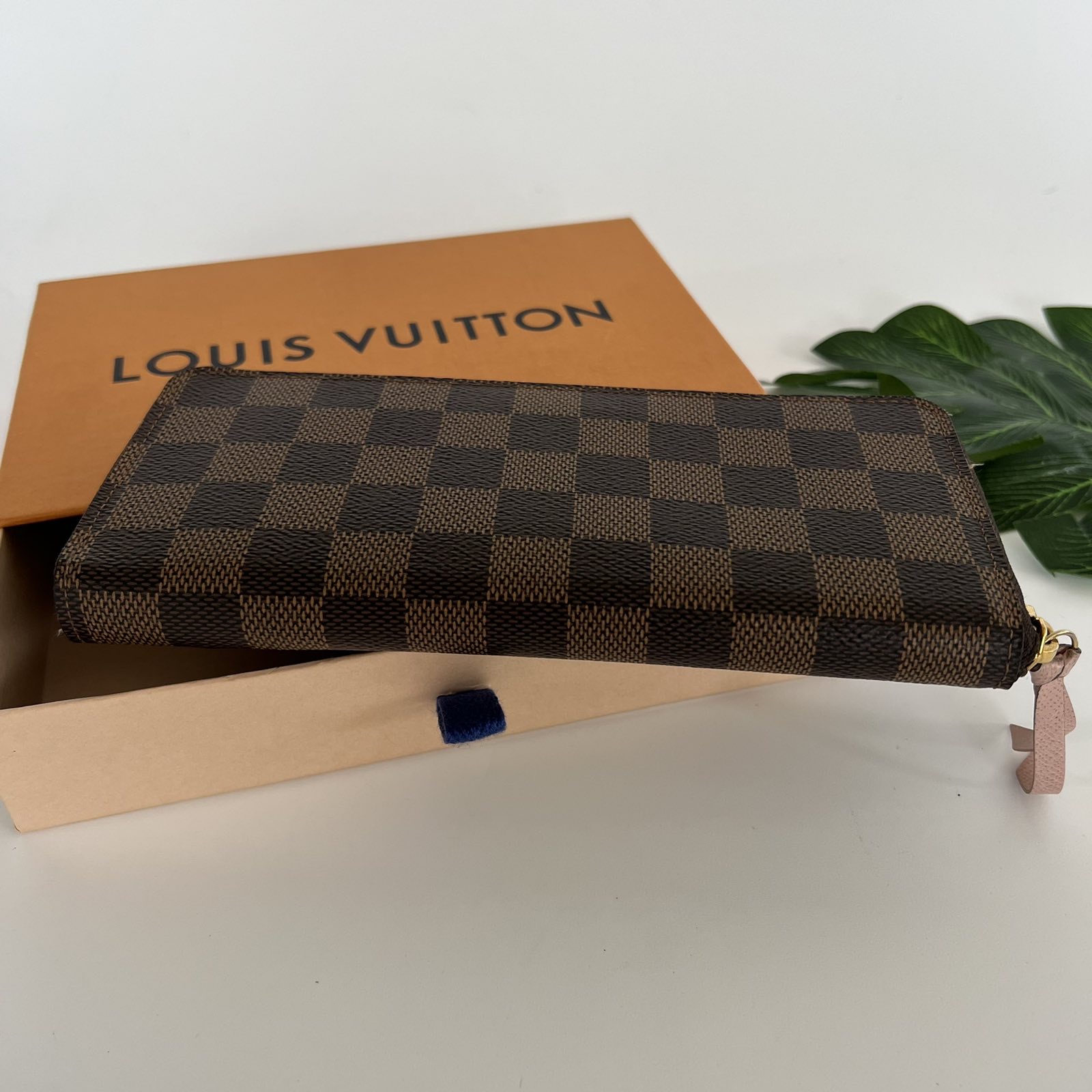 Review: Louis Vuitton LV Clemence Wallet in Damier Ebene Canvas