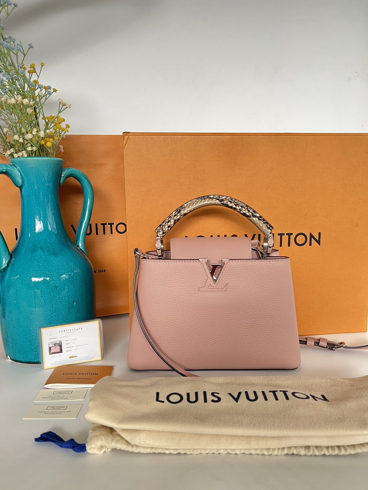 Louis Vuitton Damier Azur Boite Chapeau Souple PM. Made in Italy. Date  code: PL0250