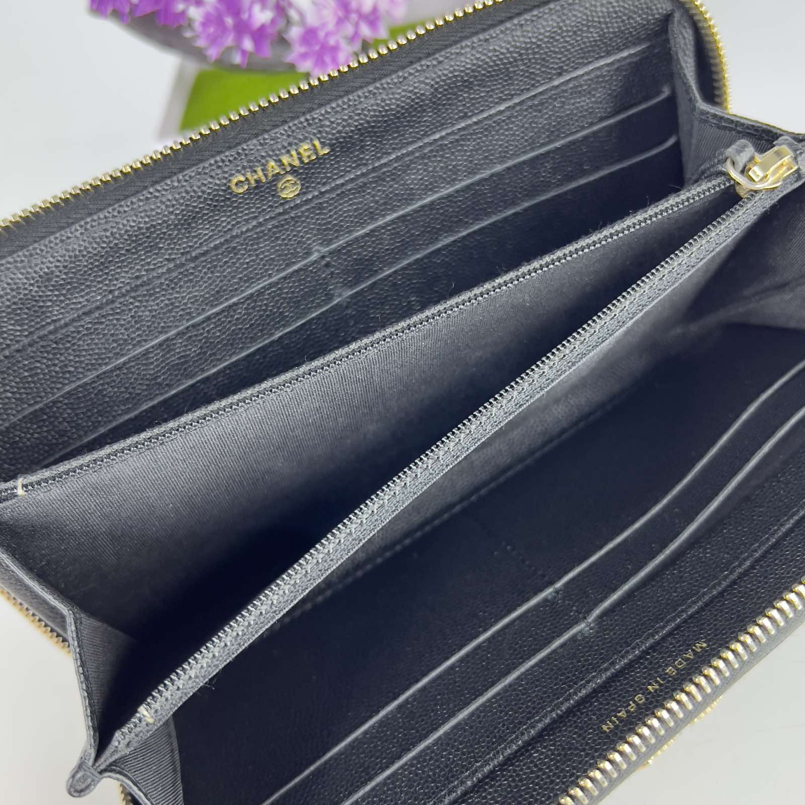 Chanel zippy wallet – Grazzie's Luxe CollectioNz