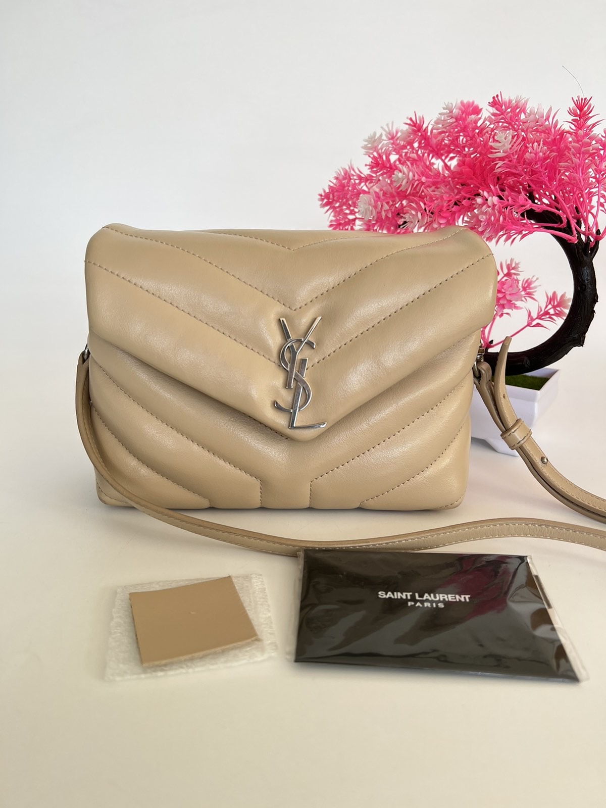 SOLD/LAYAWAY💕 YSL Beige Toy Loulou Silver Hardware. Made in Italy