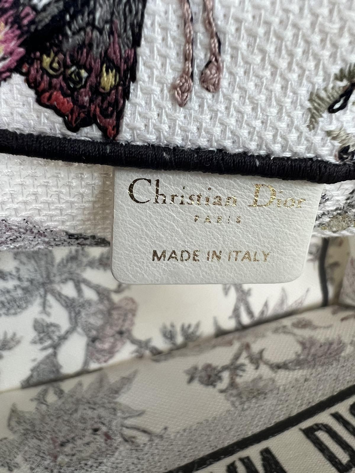 thebagfinder. Christian Dior Book Tote Small Floral