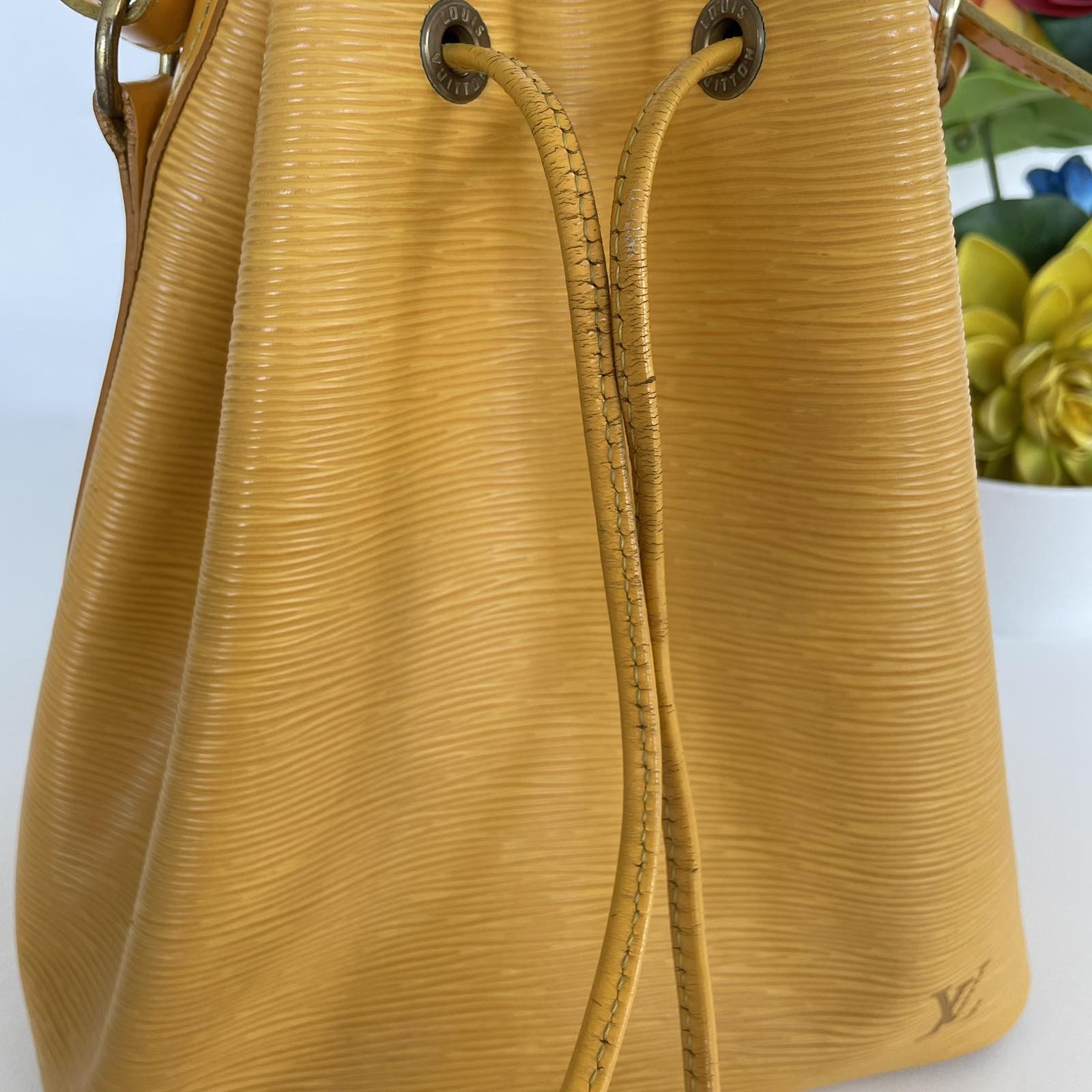 Vintage 90s Louis Vuitton Epi Leather Petit Noé Cyan Bucket Bag by