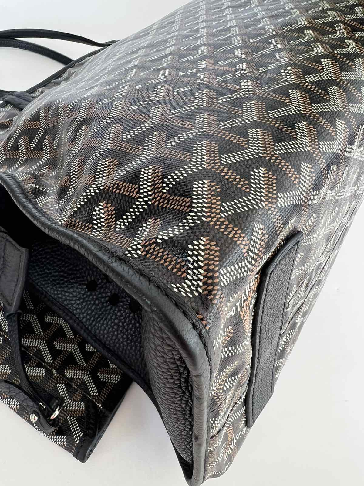 Goyard Black Sac Hardy. Made in France. With pouch ❤️