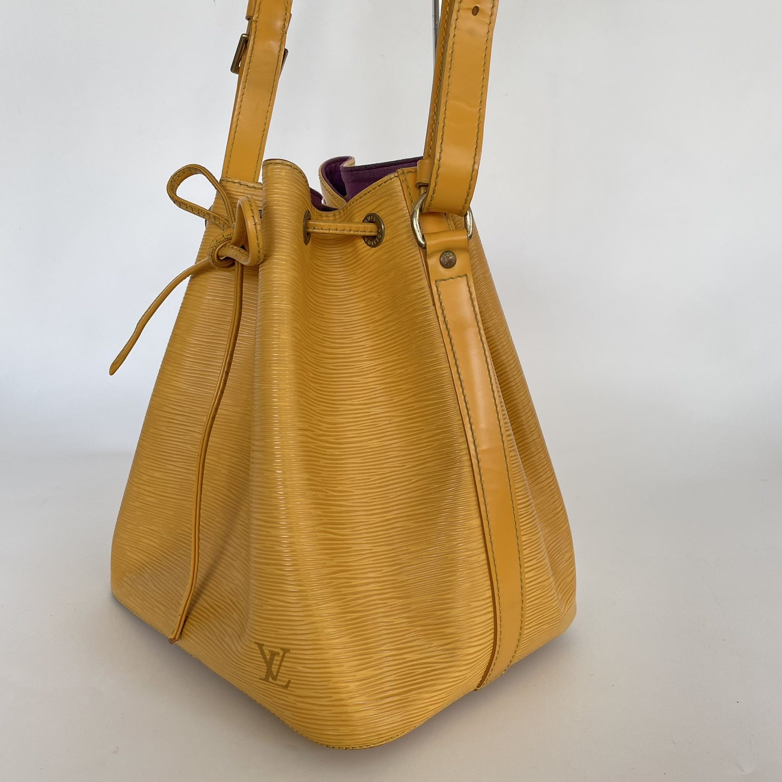 Louis Vuitton Noé Bucket & Drawstring Bag Yellow Epi Leather