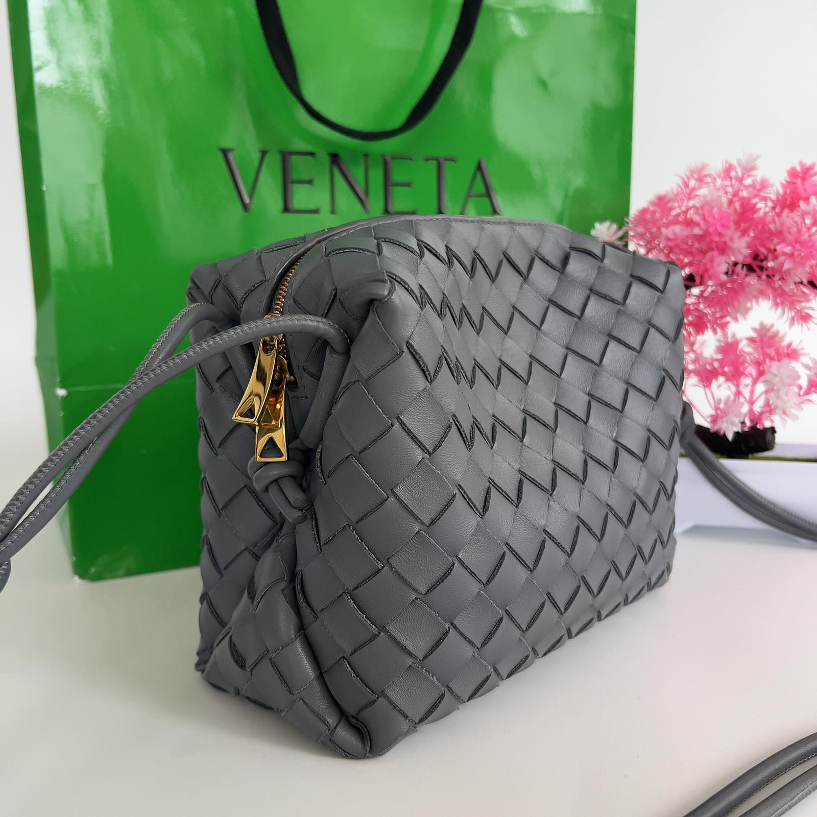 $3000 wire. New Bottega Veneta Medium Loop Bag Ink Blue Nappa Intrecciato  Dark Gold Hardware measuring 39cm by 35cm by 8cm. …